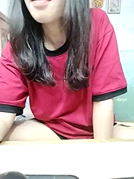 Snapshot of cream1299 chatting on 11-24-25, 12:05 cream1299 online show from 11-24-25, 12:05