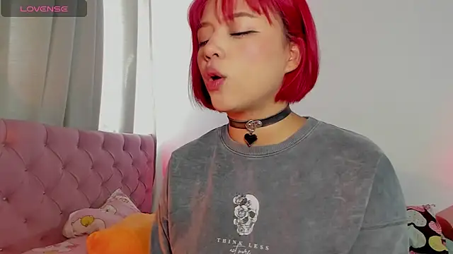 Snapshot of srtaliz chatting on 03-07-25, 04:11 srtaliz online show from 03-07-25, 04:11