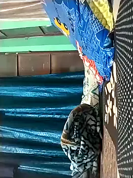 Snapshot of ALWAYSHORNYDADDY chatting on 02-22-25, 06:41 ALWAYSHORNYDADDY online show from 02-22-25, 06:41