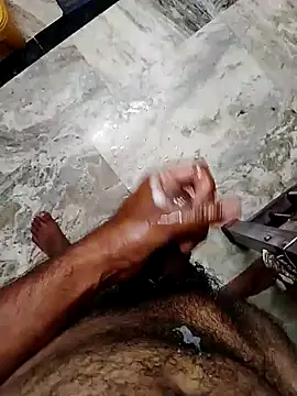 Snapshot of ALWAYSHORNYDADDY chatting on 02-23-25, 09:37 ALWAYSHORNYDADDY online show from 02-23-25, 09:37