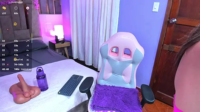 Snapshot of Yelena_mutiz chatting on 03-20-25, 01:15 Yelena mutiz online show from 03-20-25, 01:15