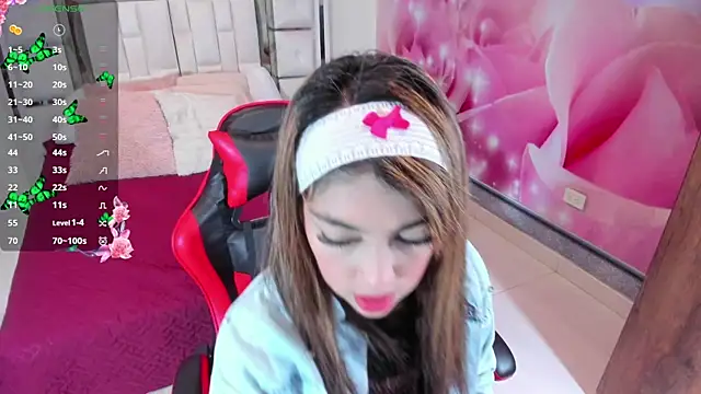 Snapshot of Yelena_mutiz chatting on 09-12-25, 01:00 Yelena mutiz online show from 09-12-25, 01:00