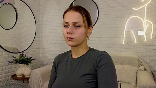 Snapshot of Wendy_D0ll chatting on 01-31-26, 09:02 Wendy D0ll online show from 01-31-26, 09:02