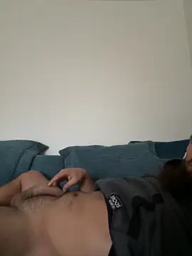 Banana Boy online show from 11-07-25, 01:22