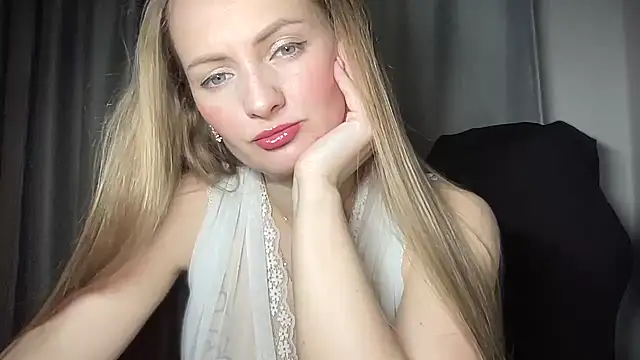 Snapshot of Viola_sweet chatting on 01-31-25, 07:07 Viola sweet online show from 01-31-25, 07:07