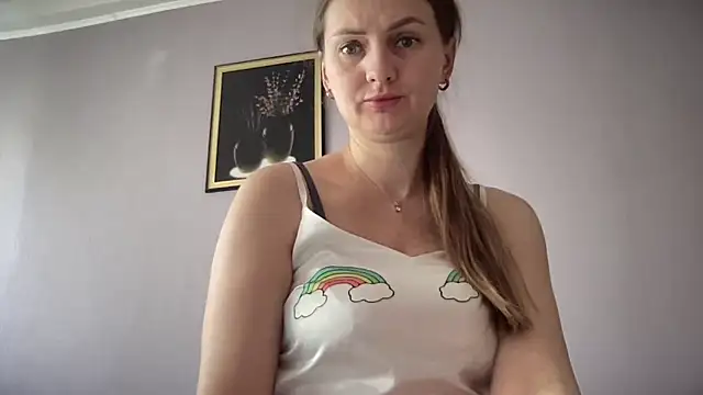 Snapshot of Viola_sweet chatting on 09-11-25, 06:46 Viola sweet online show from 09-11-25, 06:46