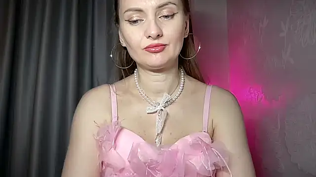 Snapshot of Viola_sweet chatting on 11-26-25, 07:37 Viola sweet online show from 11-26-25, 07:37