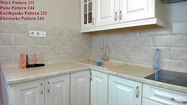 Snapshot of BlakieLove chatting on 12-16-24, 12:16 BlakieLove online show from 12-16-24, 12:16