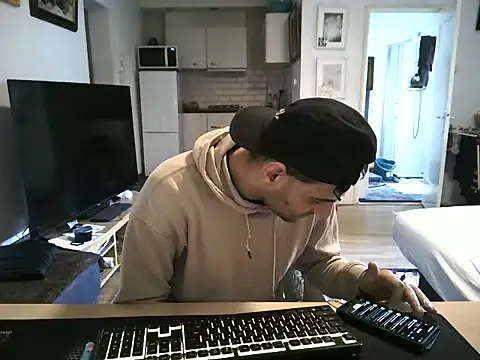 mihaimichael online show from 03-26-26, 01:17