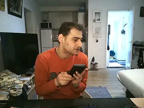 Snapshot of mihaimichael chatting on 04-05-26, 03:09 mihaimichael online show from 04-05-26, 03:09