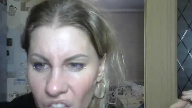 TherestlessKitty online show from 02-21-25, 12:17