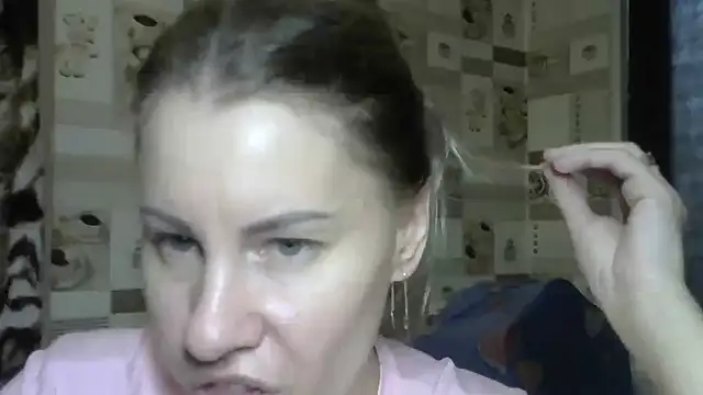 TherestlessKitty online show from 10-09-25, 10:35