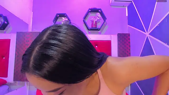 Karoll014 online show from 12-05-25, 12:03