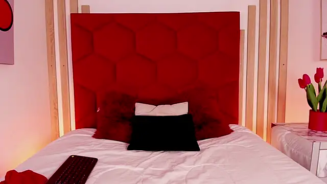 Snapshot of Tayzon_Foxxx chatting on 07-23-26, 08:29 Tayzon Foxxx online show from 07-23-26, 08:29