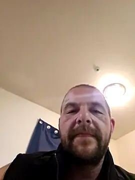 Snapshot of Pay2play1 chatting on 10-21-25, 01:50 Pay2play1 online show from 10-21-25, 01:50