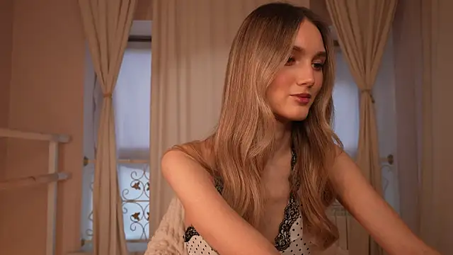 Snapshot of aurora_nude chatting on 10-28-25, 06:50 aurora nude online show from 10-28-25, 06:50