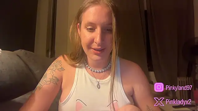 Pinkyladyxxx online show from 05-15-26, 11:34