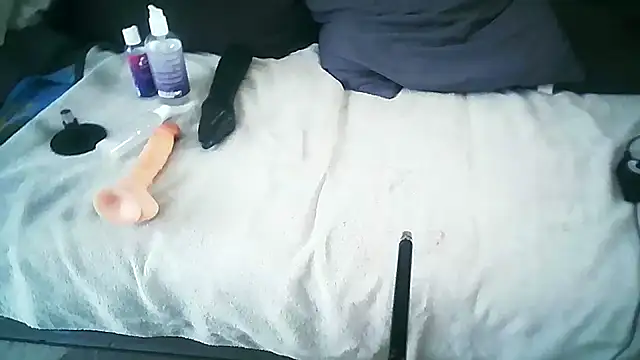 Snapshot of chattedelope chatting on 12-20-25, 12:56 chattedelope online show from 12-20-25, 12:56