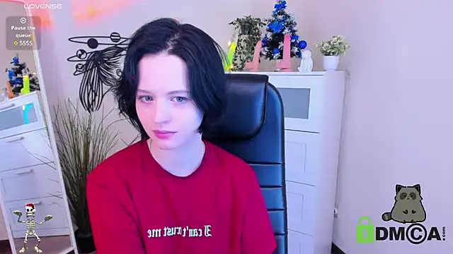 Alina Mills online show from 12-17-24, 10:44