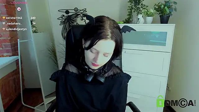 Alina Mills online show from 02-21-25, 02:06