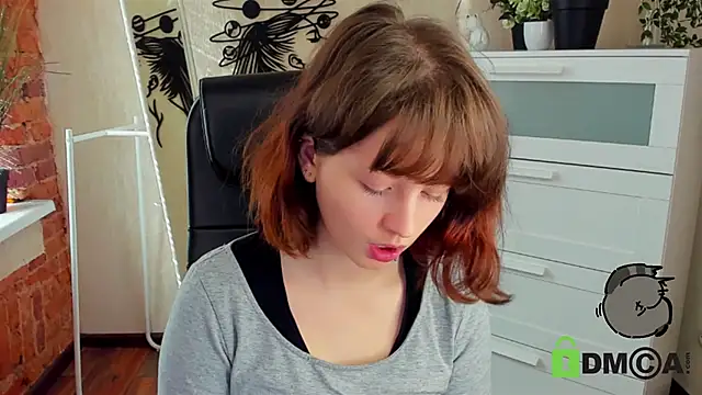 Alina Mills online show from 10-07-25, 09:28