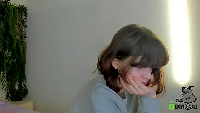 Alina Mills online show from 11-12-25, 07:42