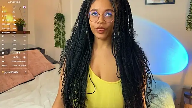 Snapshot of aleiasc chatting on 12-19-25, 01:34 aleiasc online show from 12-19-25, 01:34