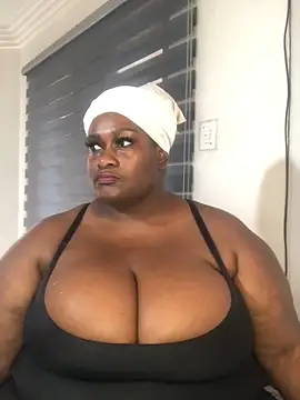 Snapshot of bustytitsxxx chatting on 03-15-25, 11:19 bustytitsxxx online show from 03-15-25, 11:19