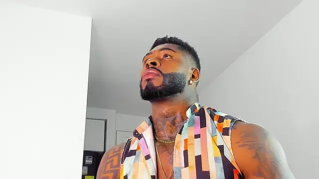 Snapshot of Makonneen chatting on 11-01-25, 03:19 Makonneen online show from 11-01-25, 03:19