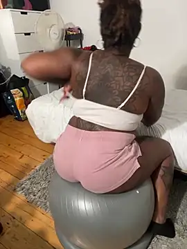 Goddess Nafeesha online show from 10-06-25, 02:31