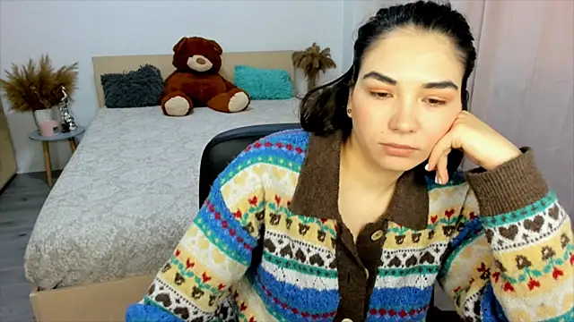 Alexa Dolly12 online show from 01-07-25, 09:18