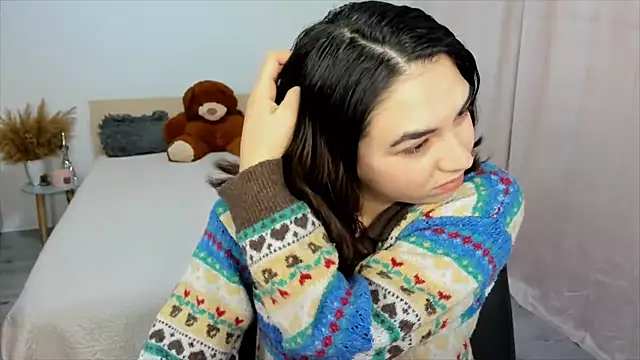 Alexa Dolly12 online show from 02-17-25, 09:13