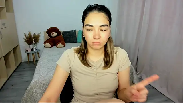 Alexa Dolly12 online show from 11-06-25, 07:09