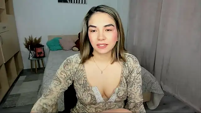 Alexa Dolly12 online show from 02-07-26, 06:17