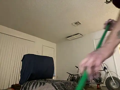 freakzmexx online show from 12-13-24, 06:10