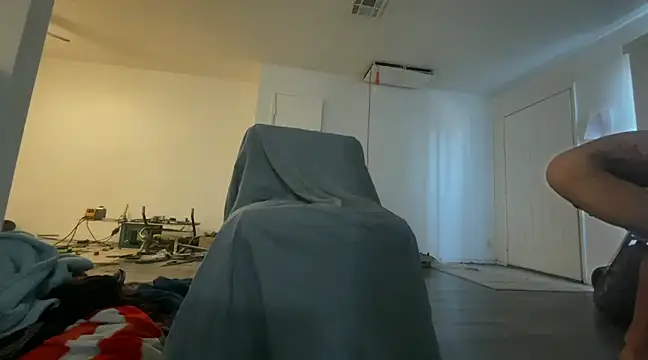 freakzmexx online show from 12-19-24, 07:40