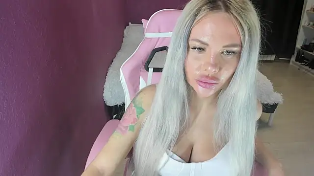 Lika8234 online show from 10-25-25, 08:58