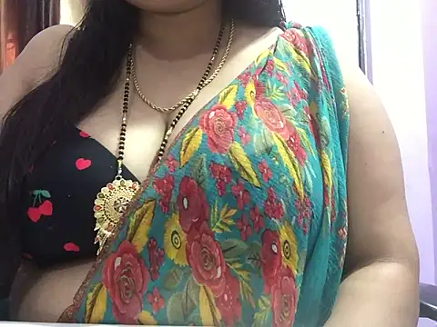 Snapshot of Desi_bhabhiii chatting on 02-12-25, 09:20 Desi bhabhiii online show from 02-12-25, 09:20