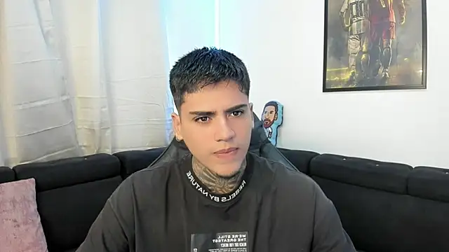 Snapshot of mad_maxxx2 chatting on 02-05-25, 12:27 mad maxxx2 online show from 02-05-25, 12:27