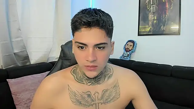 Snapshot of mad_maxxx2 chatting on 02-23-25, 01:21 mad maxxx2 online show from 02-23-25, 01:21