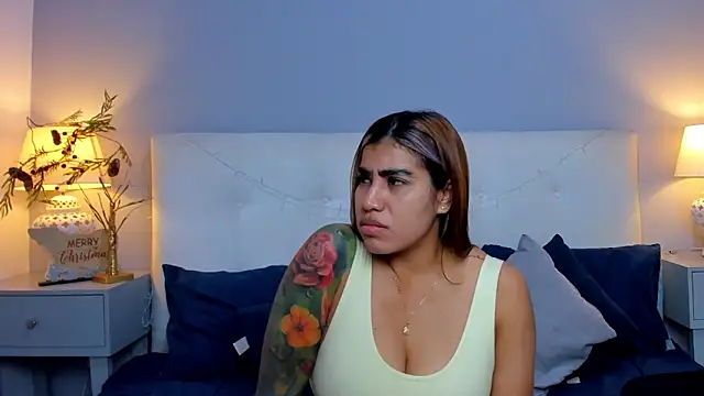 SaraaJhonsonn online show from 11-22-25, 03:55