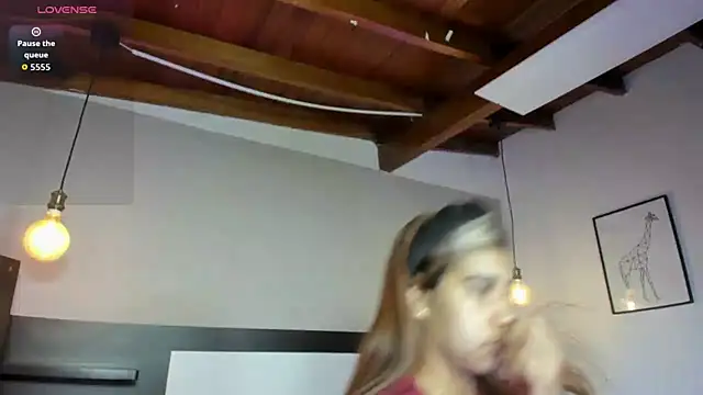 Snapshot of SaraaJhonsonn chatting on 02-20-26, 02:06 SaraaJhonsonn online show from 02-20-26, 02:06