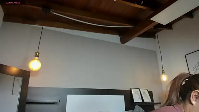 SaraaJhonsonn online show from 03-25-26, 02:34