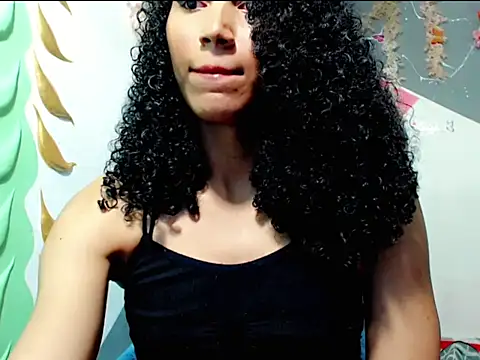 Snapshot of Jenny_cuteTS chatting on 10-23-25, 01:05 Jenny cuteTS online show from 10-23-25, 01:05