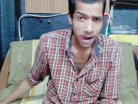 Snapshot of Alex_Suman25 chatting on 07-14-26, 12:46 Alex Suman25 online show from 07-14-26, 12:46