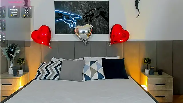 Snapshot of MiaBecky chatting on 02-12-25, 05:26 MiaBecky online show from 02-12-25, 05:26