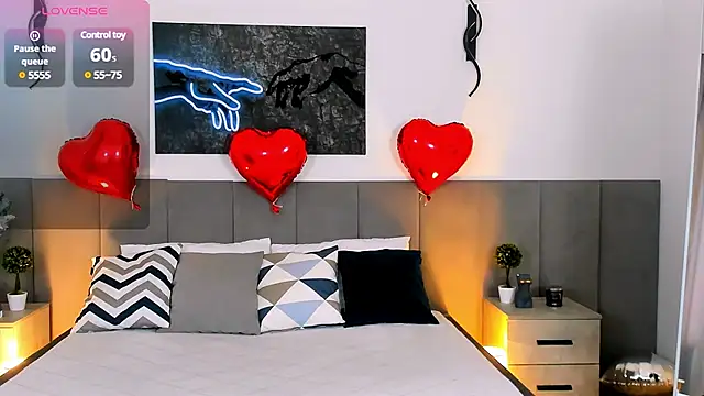 Snapshot of MiaBecky chatting on 02-17-25, 05:25 MiaBecky online show from 02-17-25, 05:25