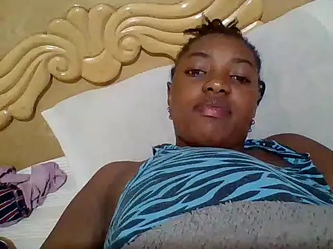 Zara Twilight online show from 12-08-24, 01:02