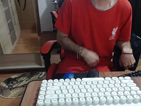 uncutguy01 online show from 09-27-25, 05:01