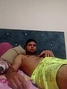 Snapshot of PITBuk_708 chatting on 03-03-25, 05:31 PITBuk 708 online show from 03-03-25, 05:31